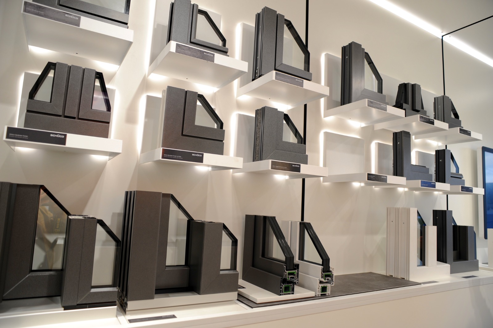 Pinto & Pinto - Schuco em Movimento